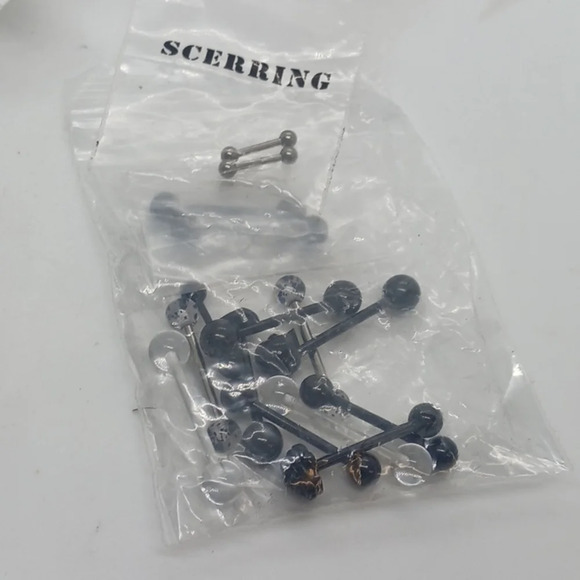 NWT ASSORTED BODY JEWELRY - Picture 3 of 3